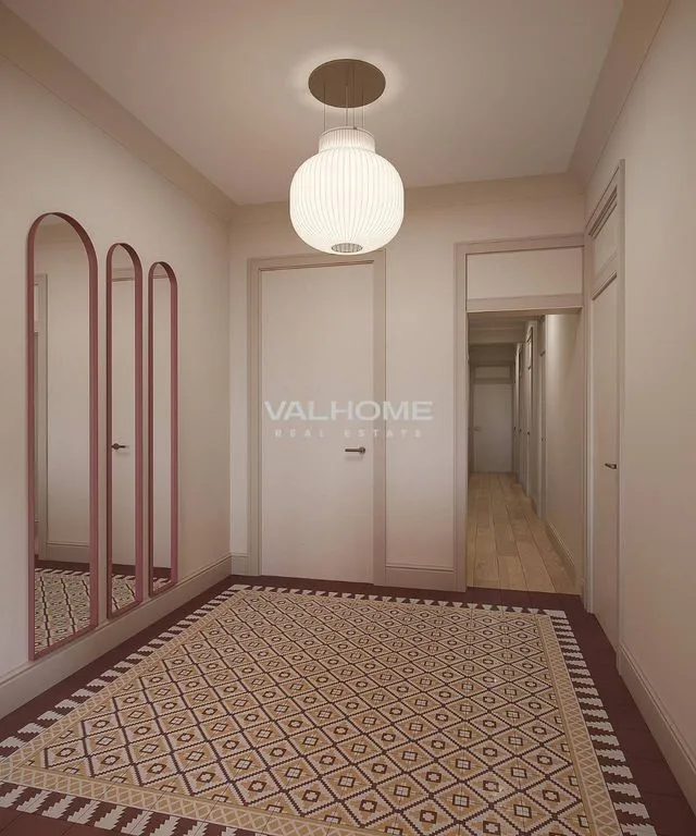 Hallway - Luxury Apartment with Double Orientation in Barcelona