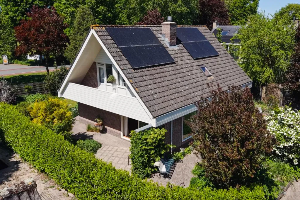 Vue aérienne - Characterful Bungalow with Garden in Hasselt