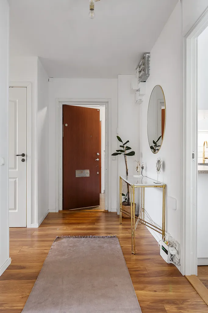 Entrée - Apartment with Balcony in Stockholm