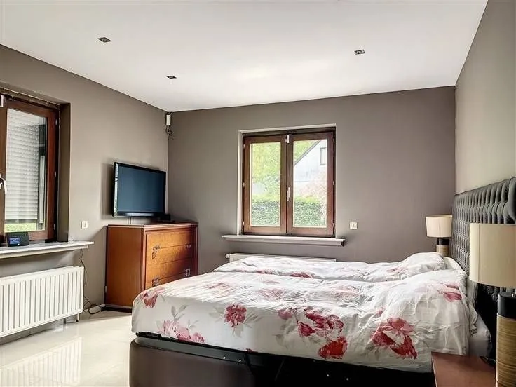 Maison 6 chambres à BE