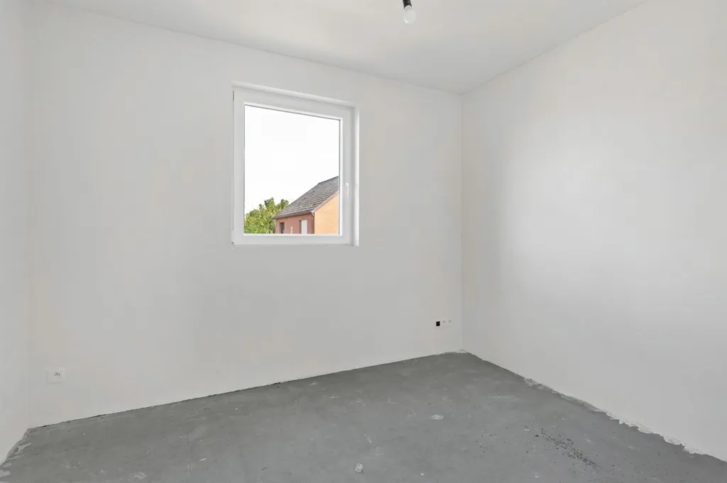 Contemporary Semi-Detached Home in New Development