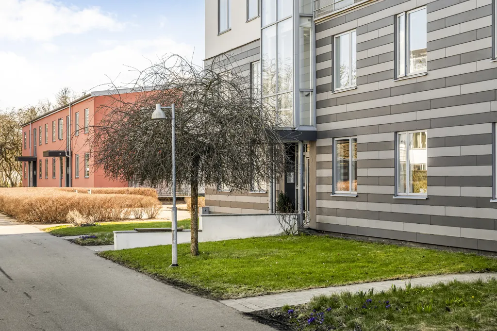 Välivaade - 3rd Floor Flat with South-Facing Terrace in Lund