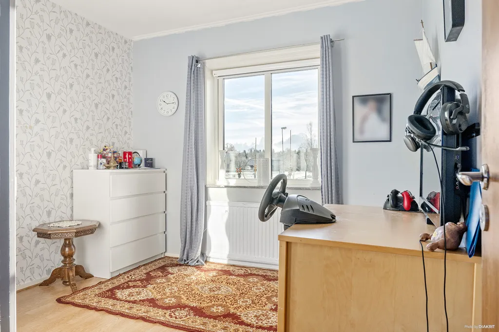 Kabinet - Converted Schoolhouse with Garden in Landeryd