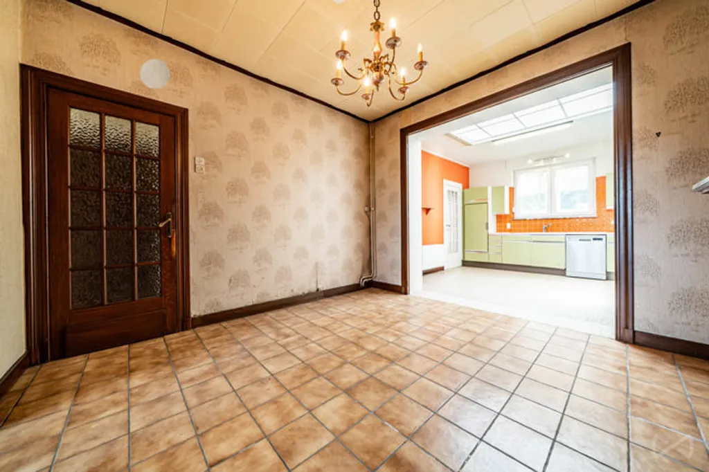 Sala da pranzo - House with Garden and Terrace in Waremme