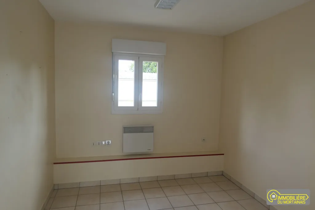 Toad - Renovable Townhouse in Bourg