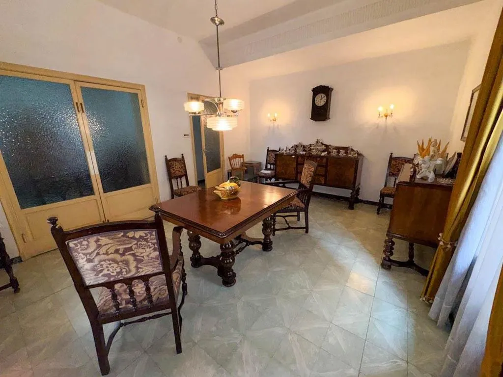 Salle à manger - Luxury Apartment Complex with Development Potential in Crevillent
