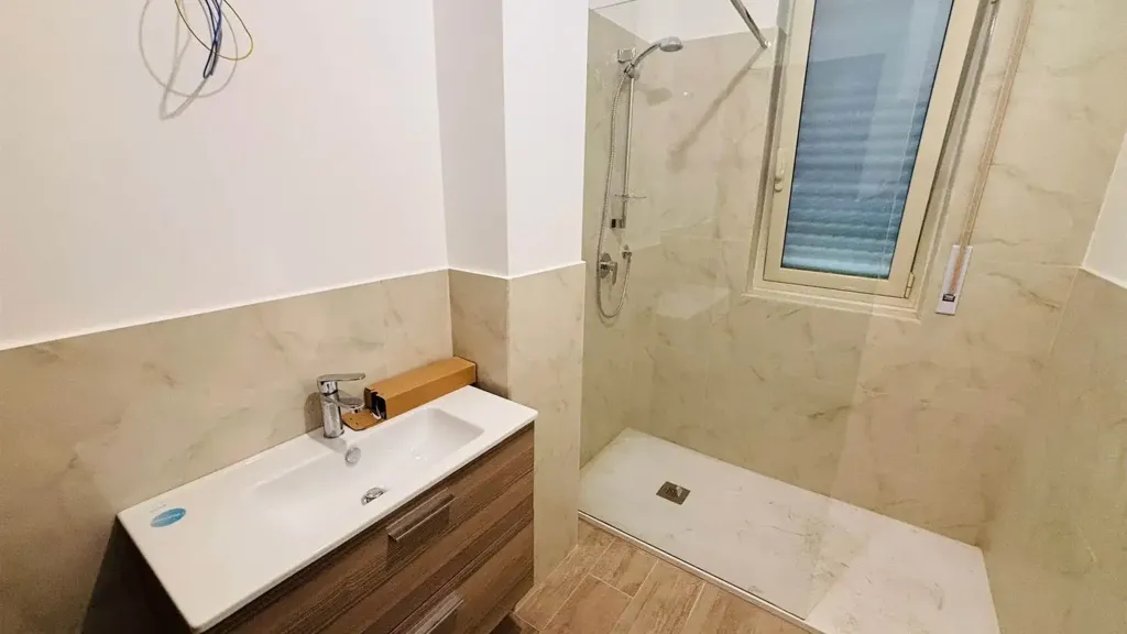 Salles de bain - Apartment with Balconies in Siracusa