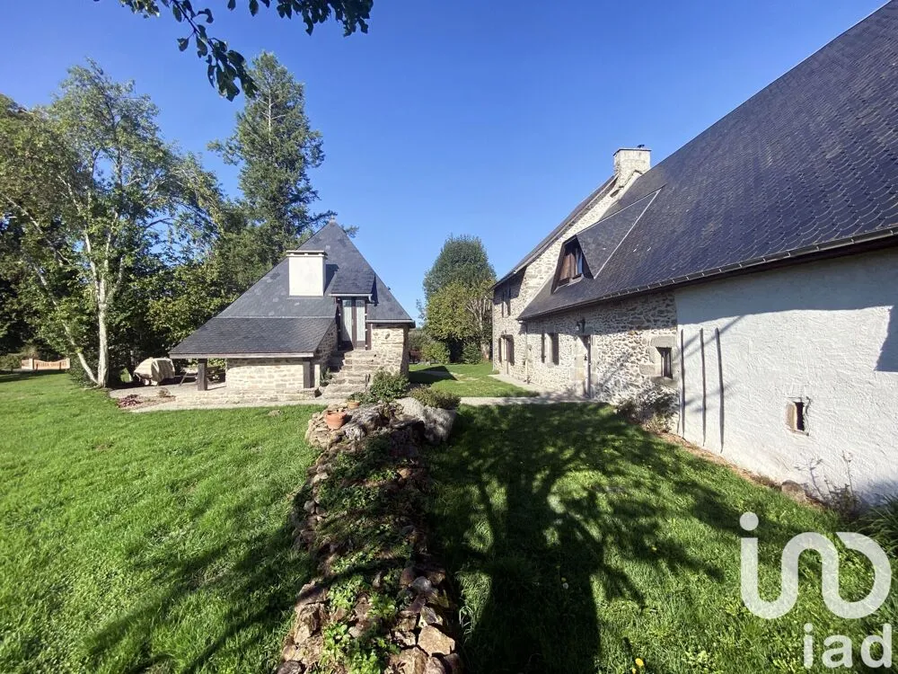 Aed - 6-toaline maja asukohas Saint-Étienne-aux-clos