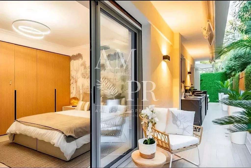 Bedrooms - Luxury Flat with Sea View in Le Cannet