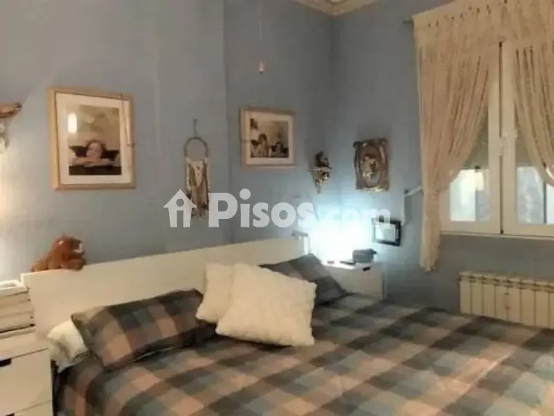 Chambres - Appartement 2 pièces à ES