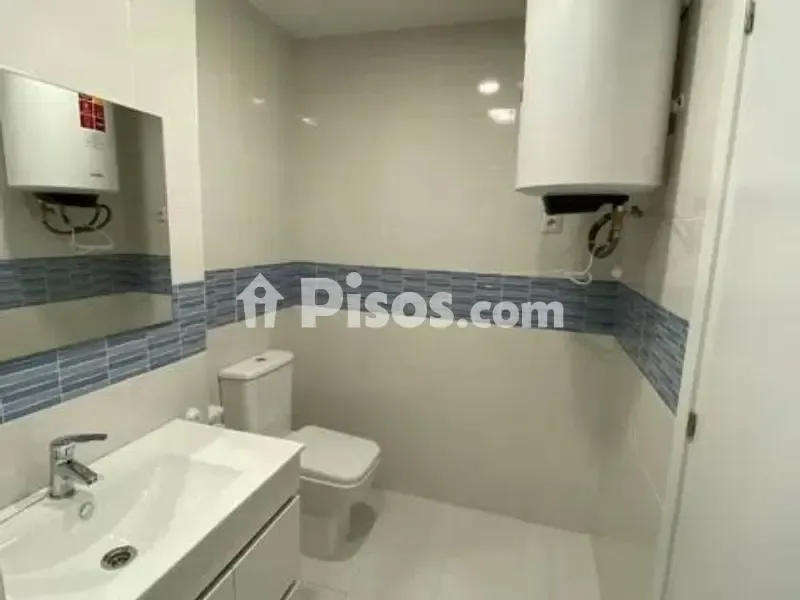 Salles de bain - Reformed Flat with Metro Access in Opañel