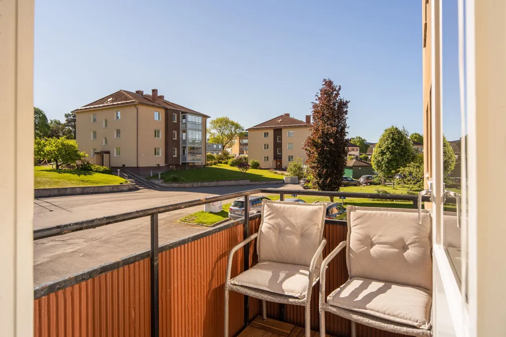 Rõdu - Updated Apartment with Balcony in Västermalm