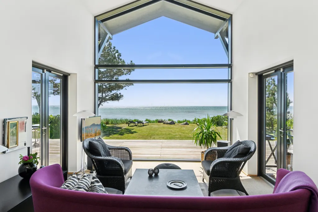Elutuba - Architect-Designed Summerhouse with Storebælt View