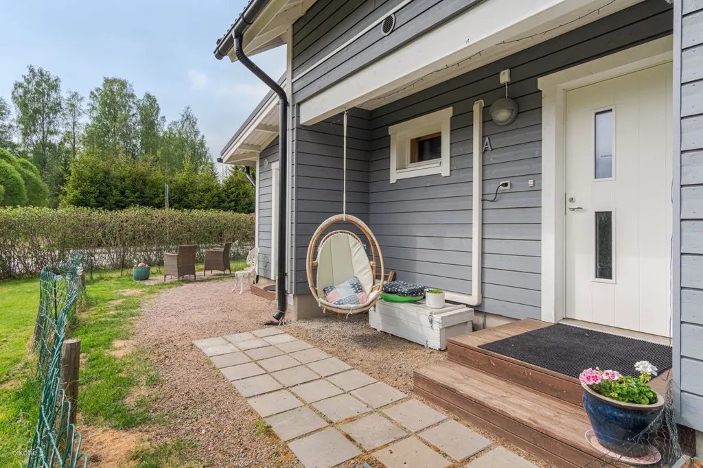 Hallway - Modernised Detached House with Sauna in Hämeenlinna