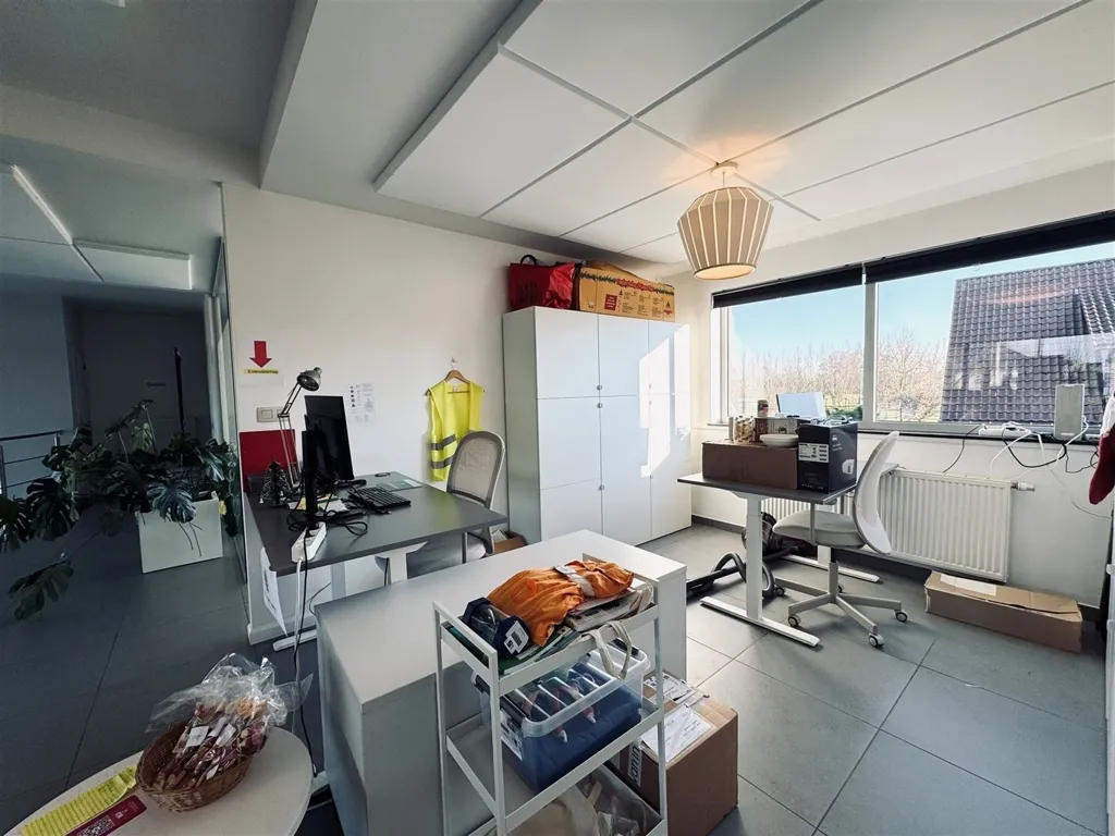 Kabinet - Office Space with Loft in Waasmunster