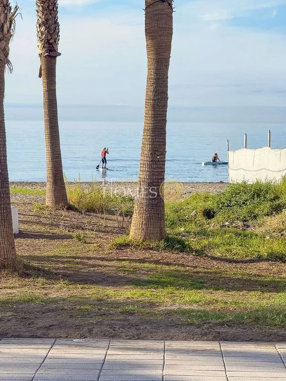 Beachfront Flat with Direct Beach Access in Torrox