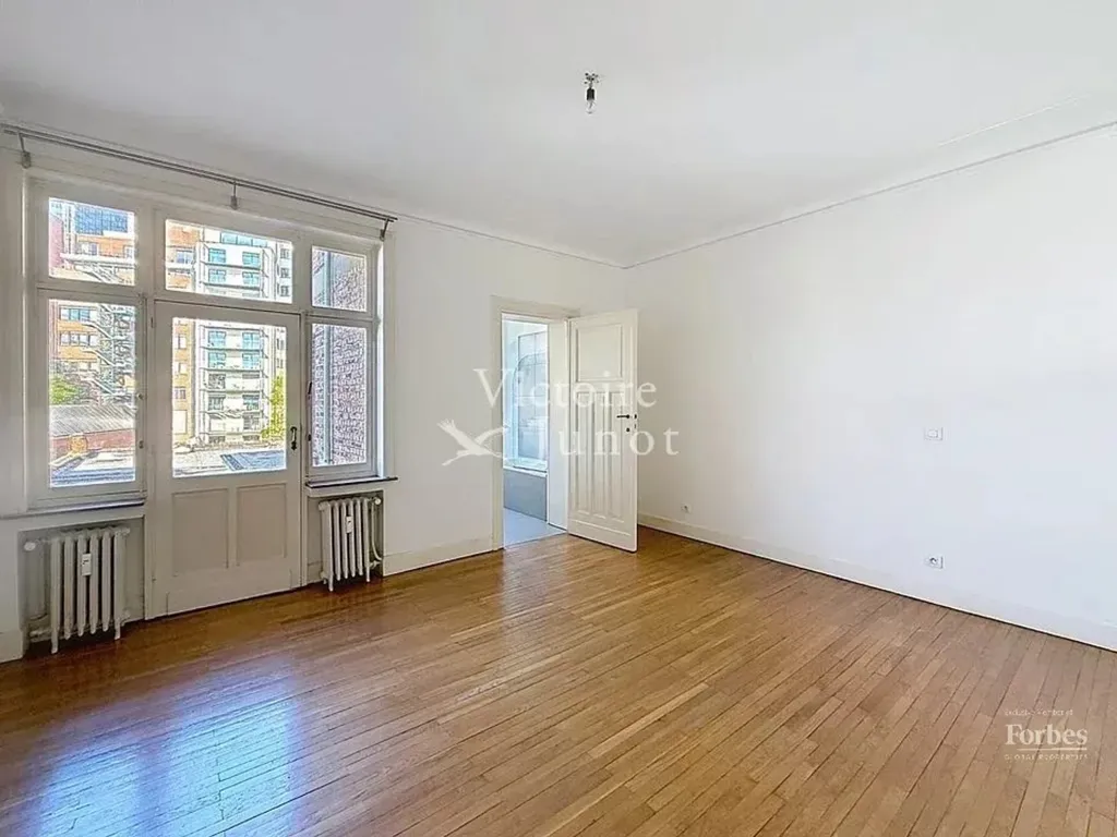 2 magamistoaga korter asukohas Ixelles