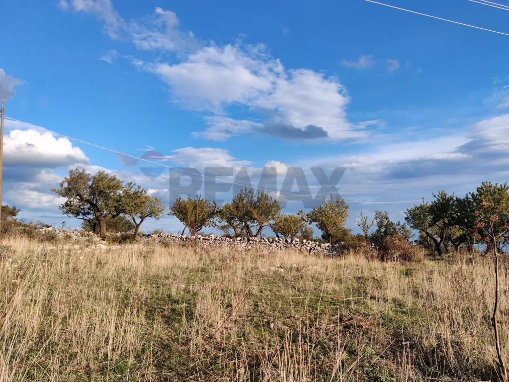 Jardin - 10,200 sqm Plot in Contrada San Salvatore