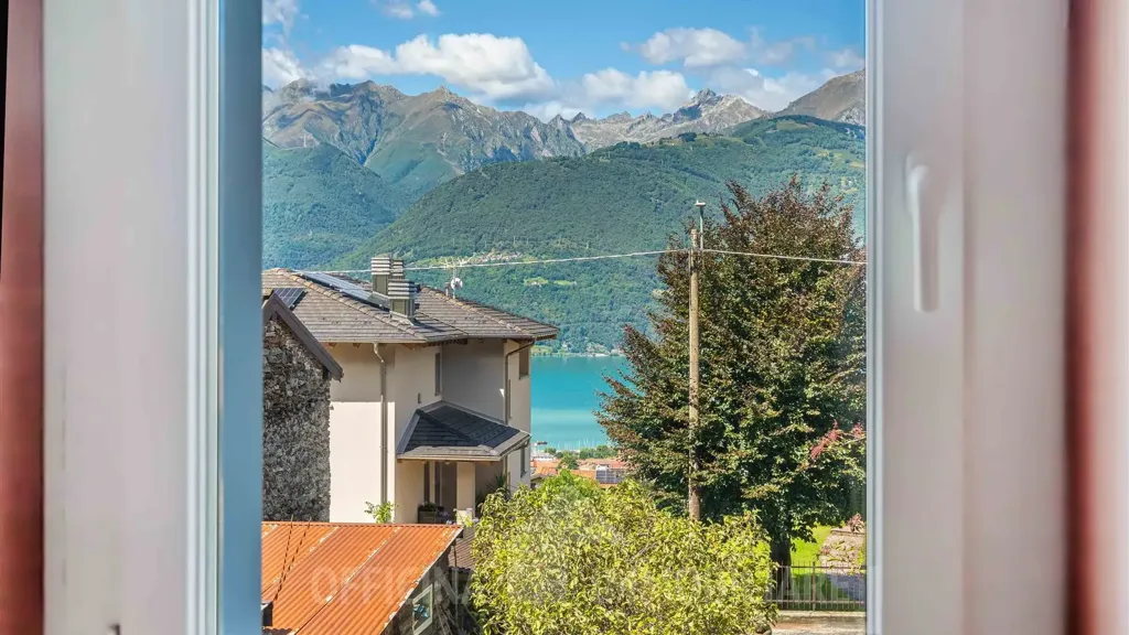 Pièces - Panoramic Villa with Lake View in Colico