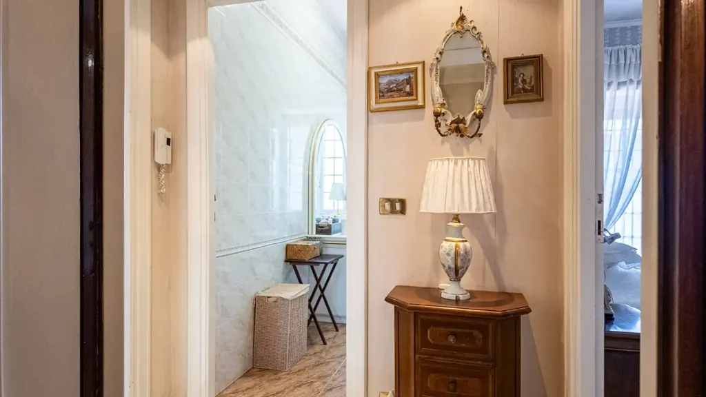 Ingresso - Exclusive Penthouse with Panoramic Terrace in Rome