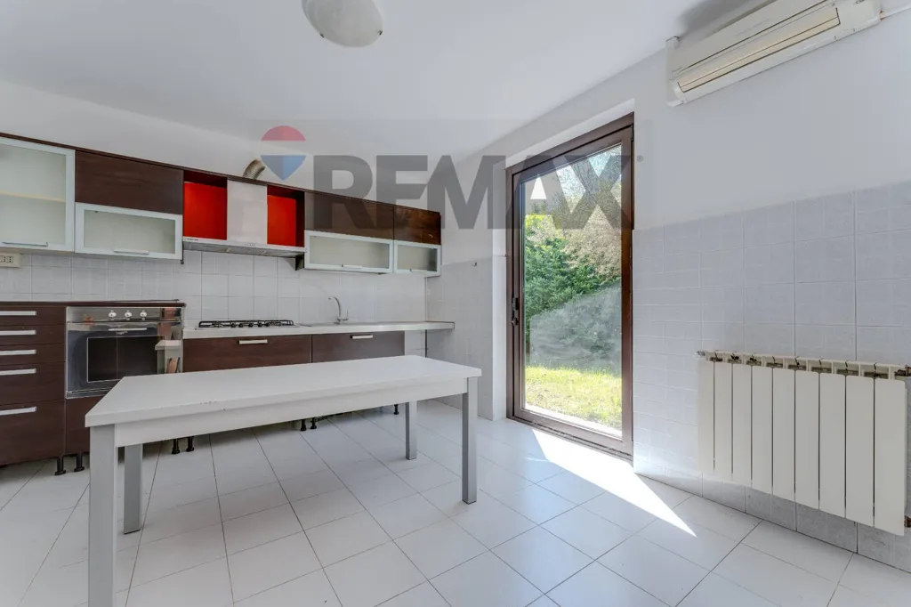 Kitchen - Single Villa with Garden in Bonate Sopra