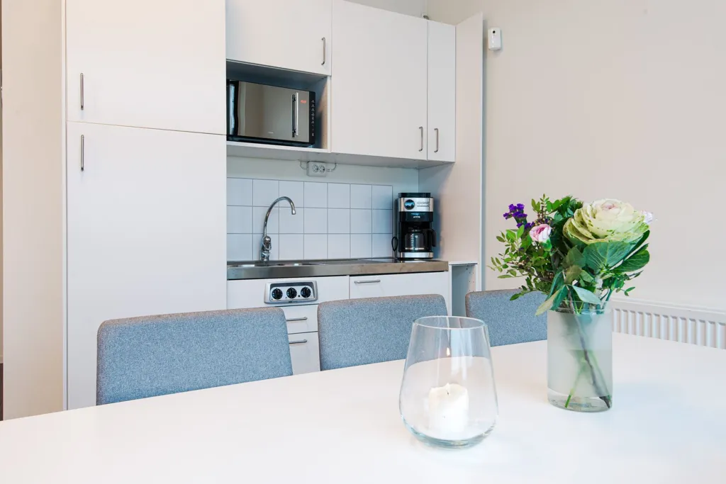 Söögituba - Mixed-Use Property with Balcony in Upplands-Bro