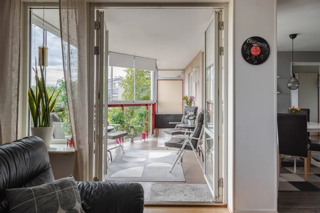 Séjour - Modern Flat with Balcony in Västerås