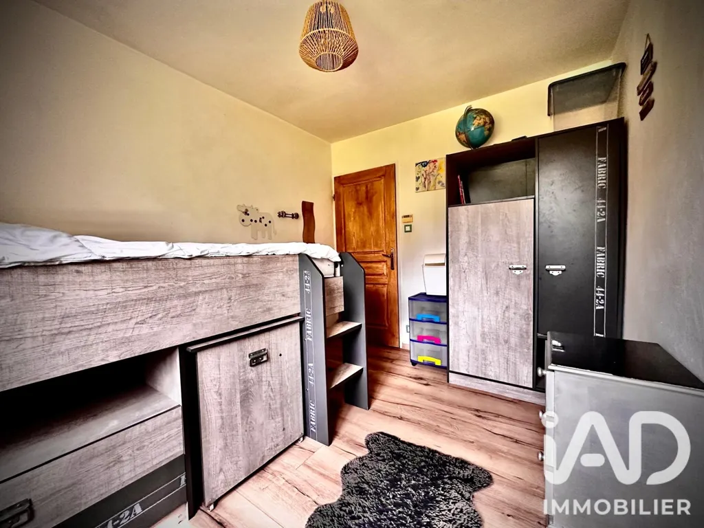 Chambres - Maison Familiale avec Piscine à Eycheil