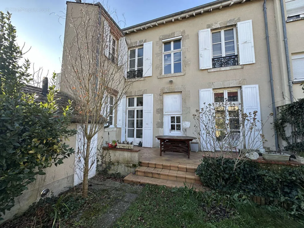 facade