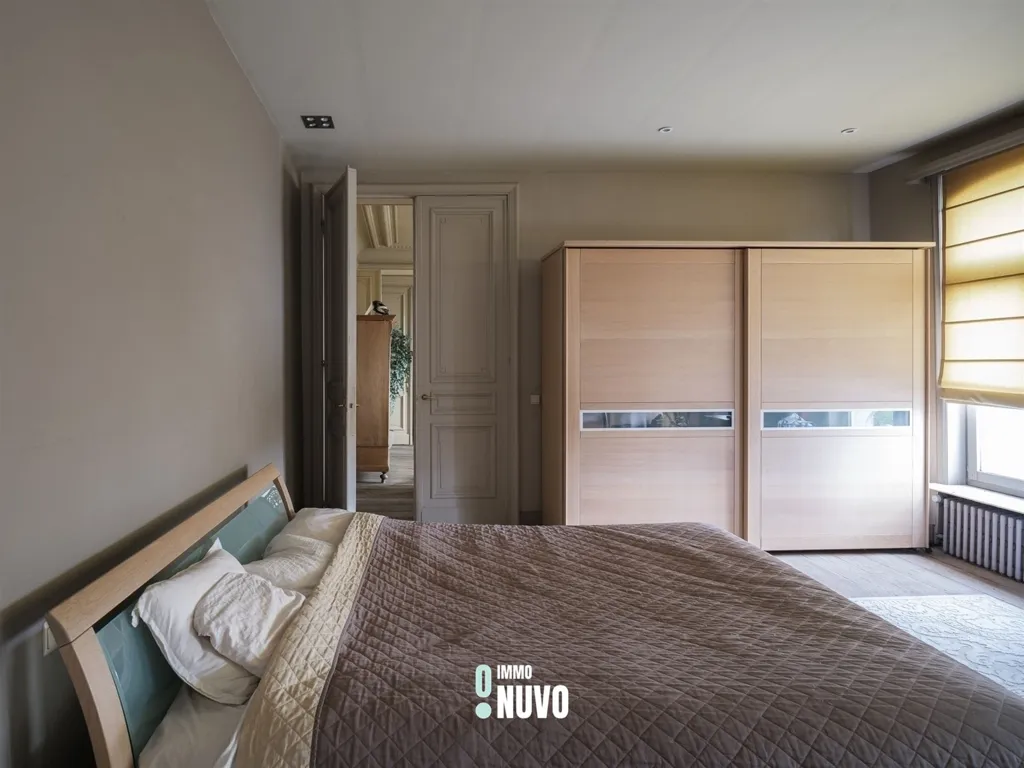 Magamistoad - Master House with Commercial Space in Aalst