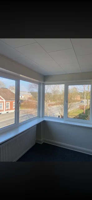 Kabinet - 3-Bed Flat with Balcony in Hammershøj