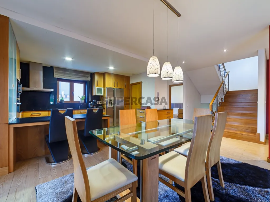 Söögituba - Detached House with Pool in Fiães