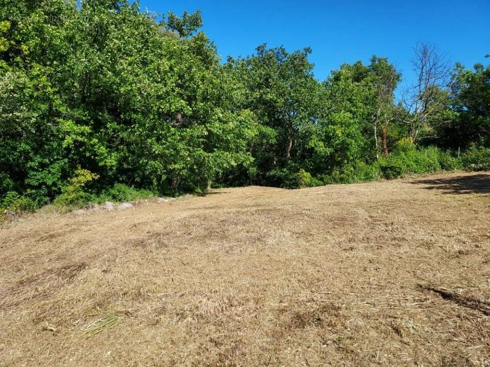 Aed - Planned Build Plot with Permitted Construction in Saint-Maximin-La-Sainte-Baume
