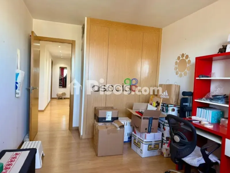 Bureau - Apartment with Solar Heating in Aguas Vivas