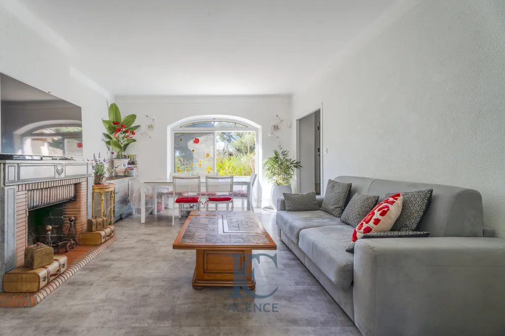 Elutuba - Bastide Villa with Pool near Saint-Cyr-sur-Mer