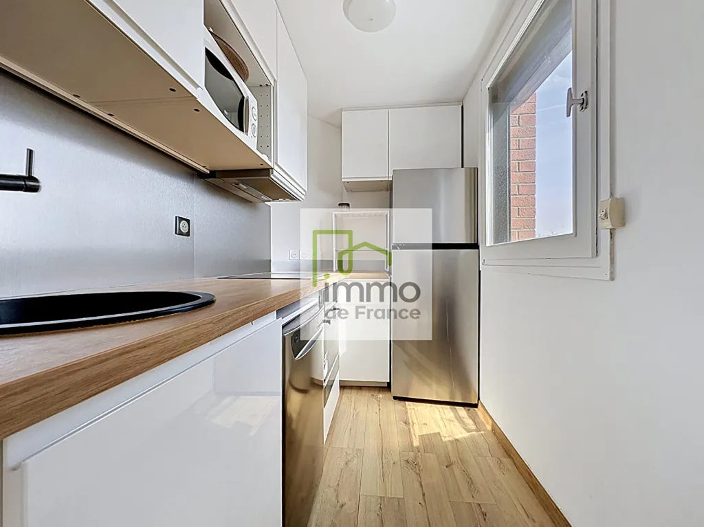 Cucina - Meubled Flat with Balcony in Tourcoing