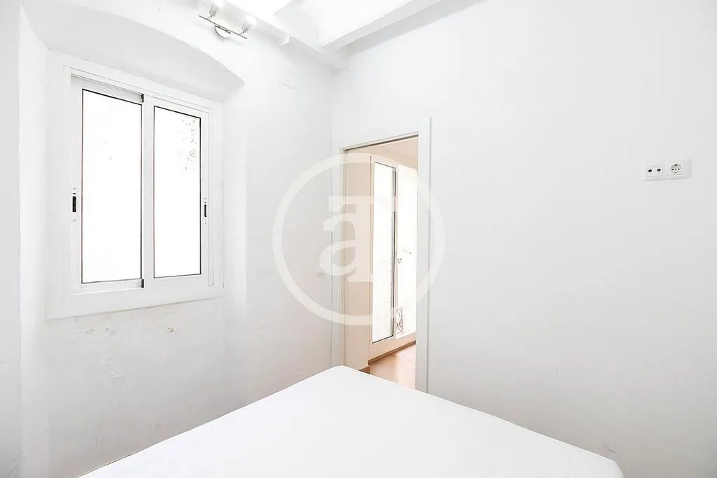 Chambres - Furnished Flat with Catalan Vault in Barcelona