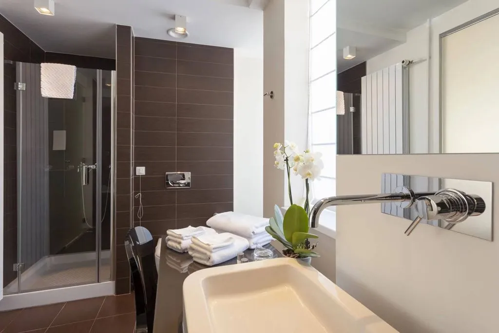Vannitoad - Luxury Flat with Balcony in Créteil