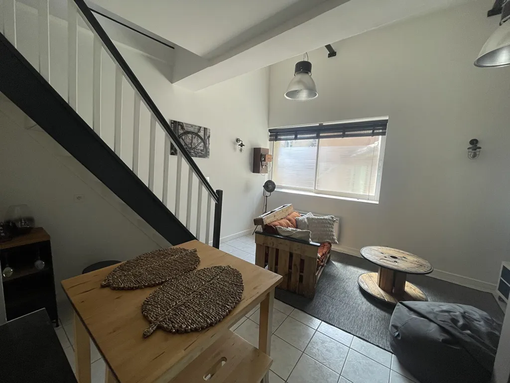 Rooms - Duplex Apartment in Historic Building, Montélimar