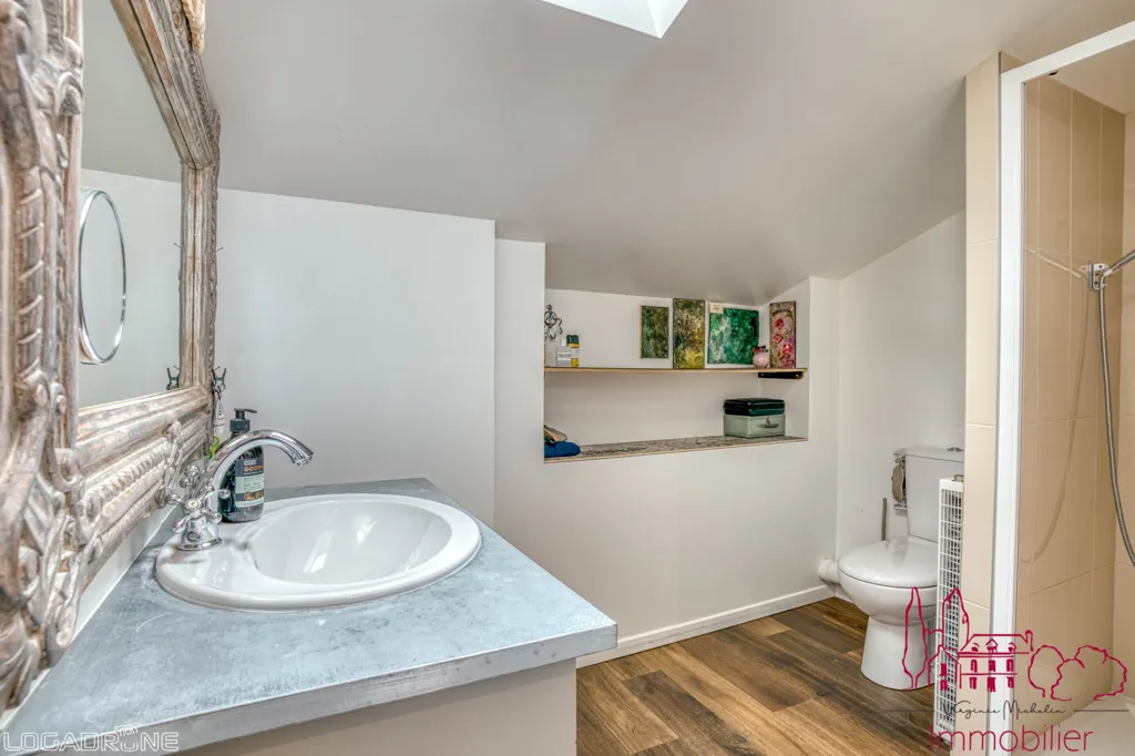 Salles de bain - Propriété de Charme avec Jardin à Proximité du Périgord Noir