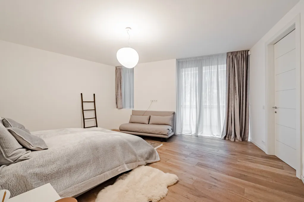 Bedrooms - 6-bedroom apartment in Prague