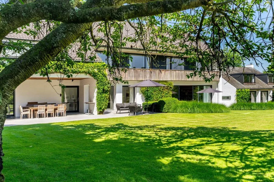 Giardino - Renovated Residence with Pool in Hoogvorst
