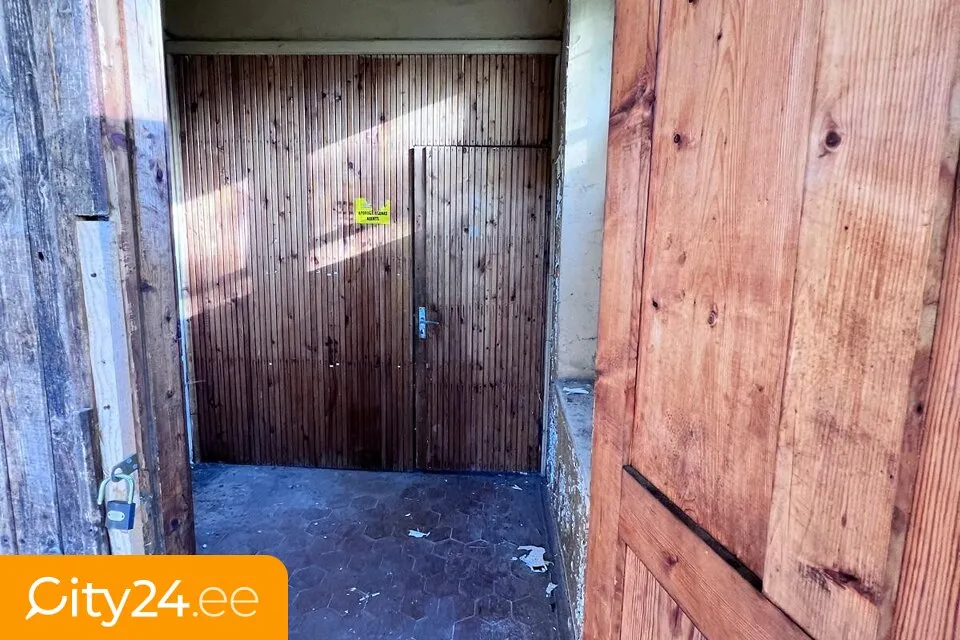 Local commercial 8 pièces à Ogre