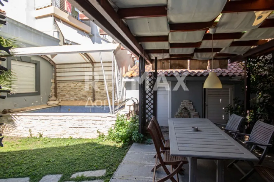 Terraza - Renovated Villa with Garden in Volos