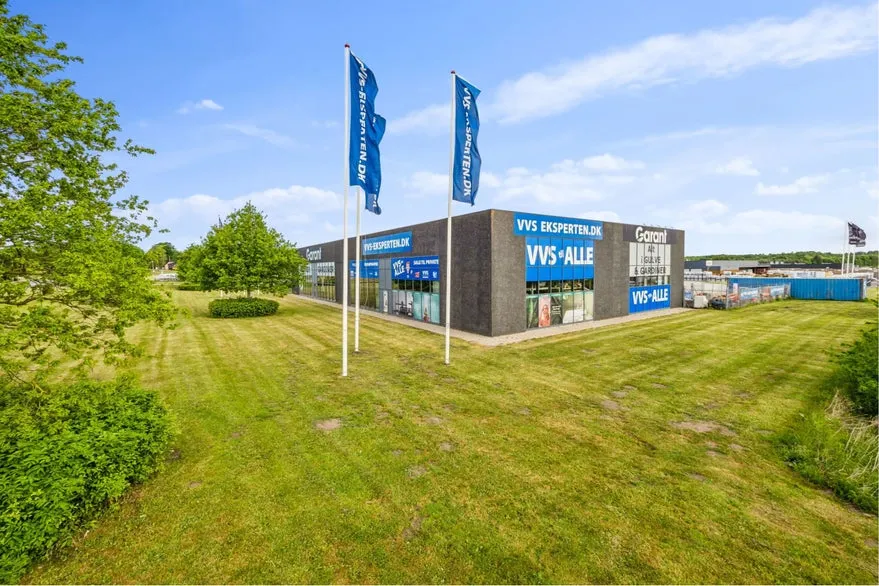 Exterior - Business Premises with High Ceilings in Viborg