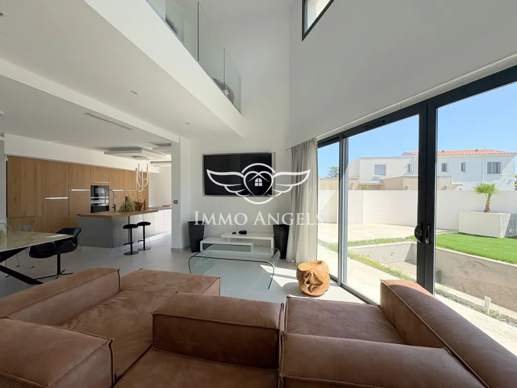 Elutuba - Architectural House with Pool in Pignan