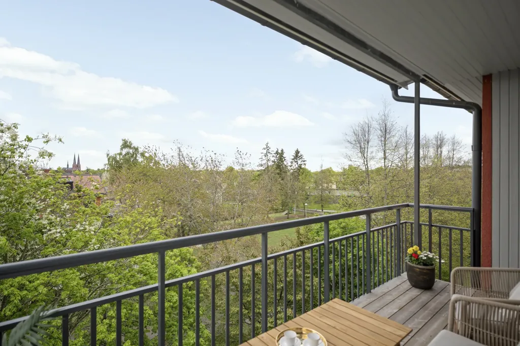Rõdu - Apartment with Balcony in Uppsala