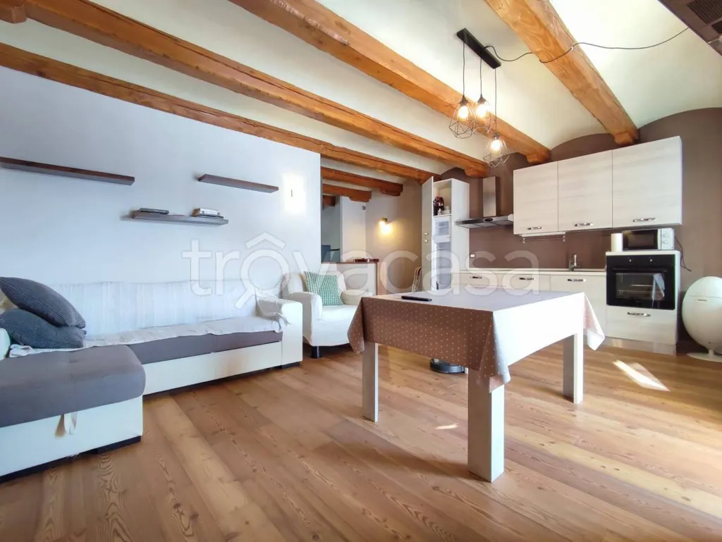 Elutuba - Apartment with Mountain View in Chianale