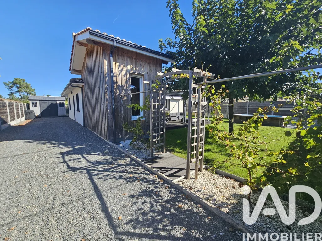 Välivaade - Contemporary Villa with Pool in Cazaux