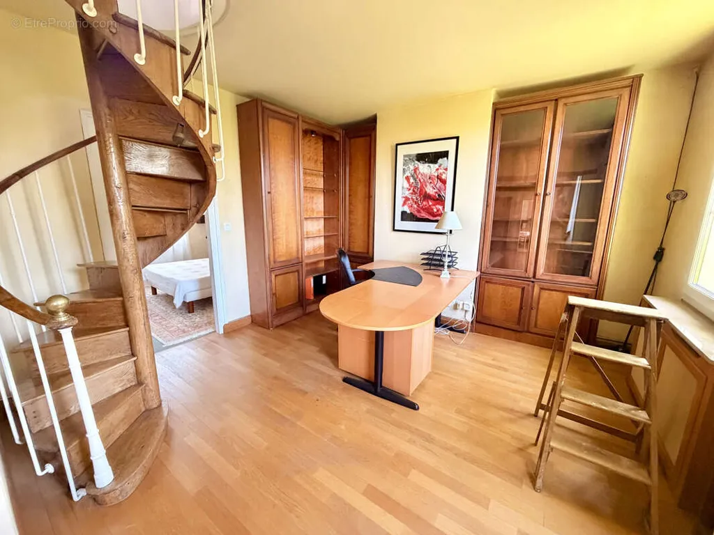 Kabinet - Charming Old House with Garden in Charente-Maritime